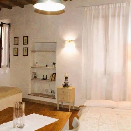 Lovely - Spazio Per Le Biciclette In Casa Buonconvento