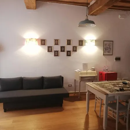 Lovely - Spazio Per Le Biciclette In Casa Buonconvento