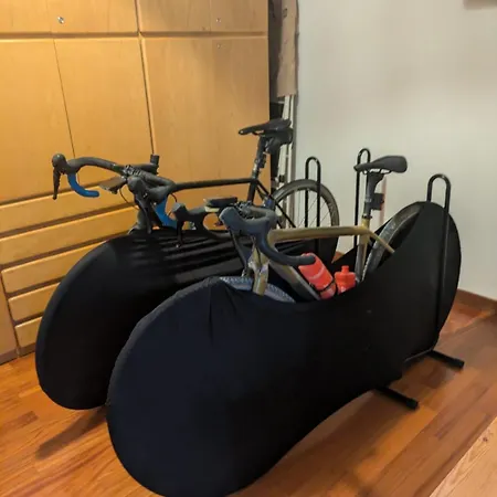 Lovely - Bike Friendly *